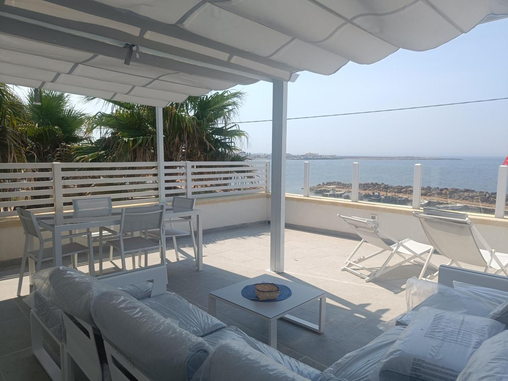 Divino Appartamenti Vista Mare Petrosino Kültér fotó